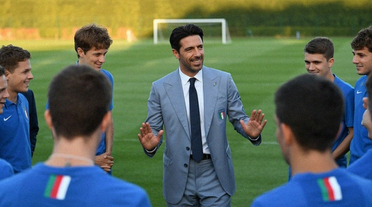 Buffon agli Azzurrini: 'Vi chiedo passione'