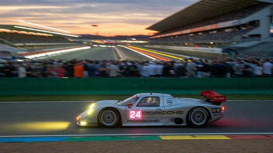 24 Ore di Le Mans 2025: Partita la Leggendaria Corsa